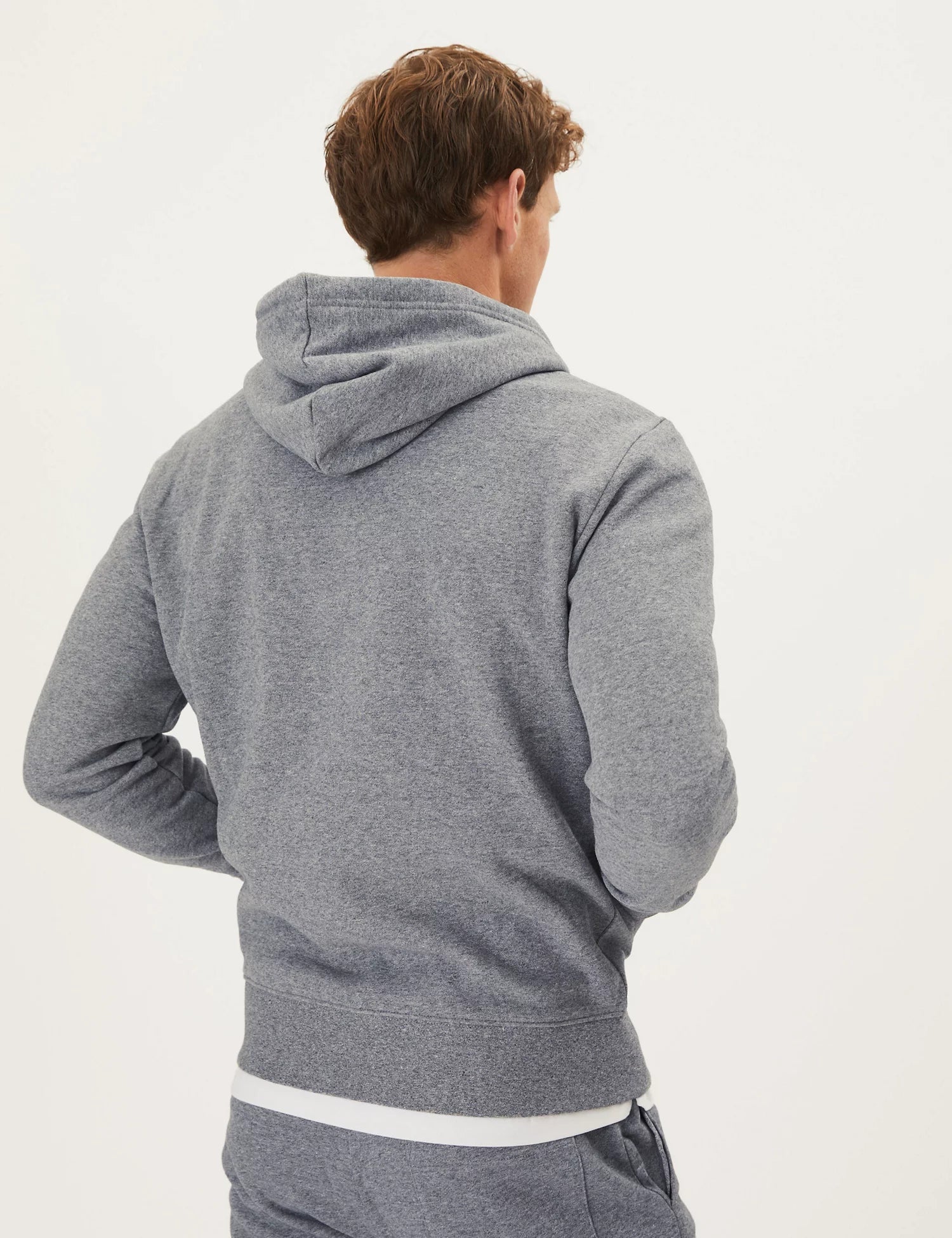 Chaqueta con capucha